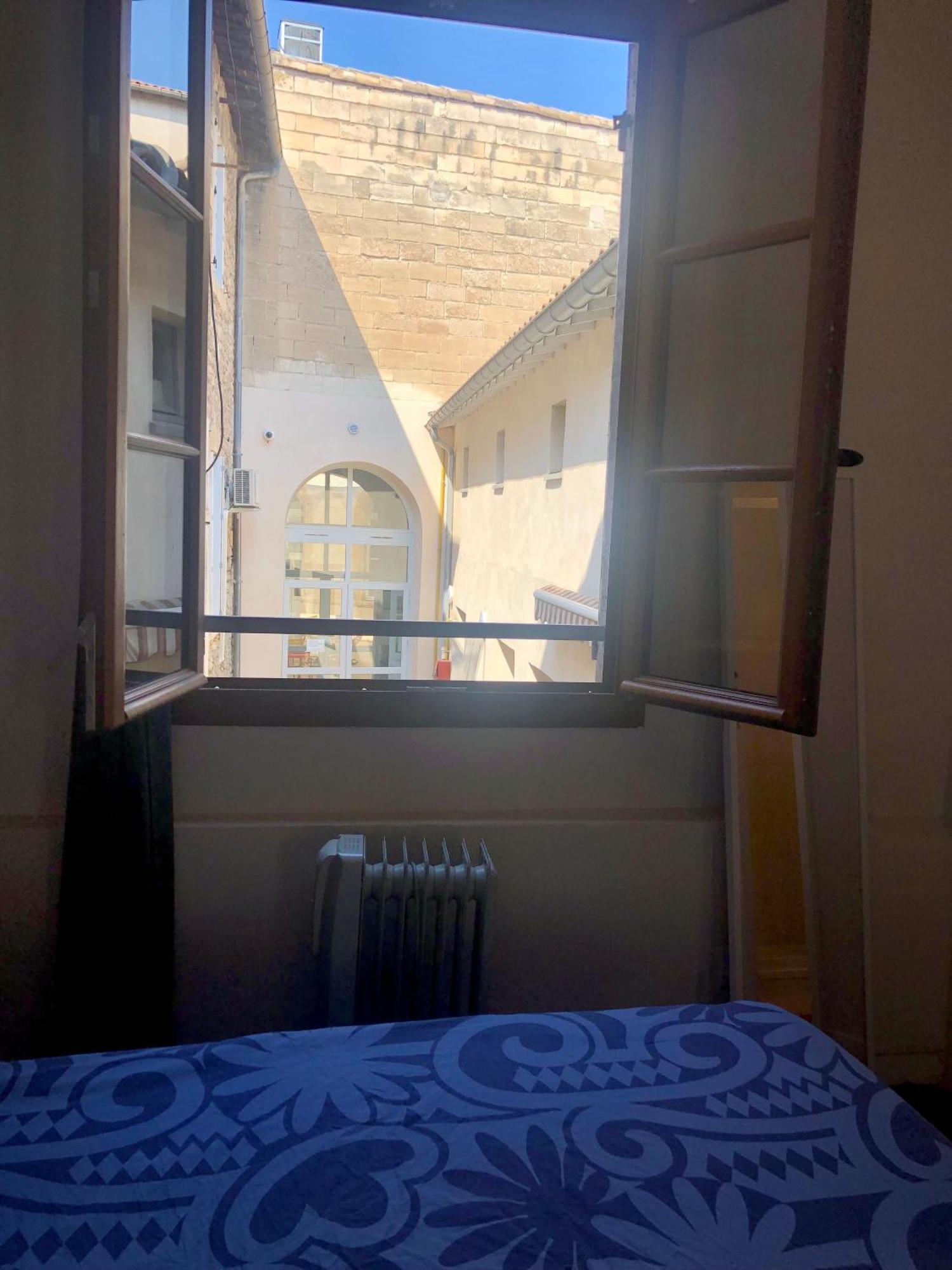 Calme Et Idealement Place Αβινιόν Εξωτερικό φωτογραφία